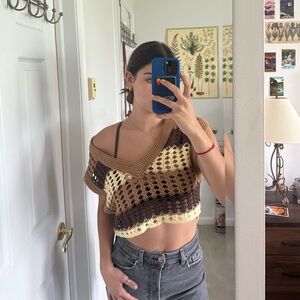 Small Urban Outfitters Knit Top